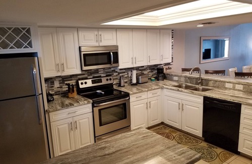 South Padre Island Condo | Beachfront Penthouse Condo with Gulf View at Suntide II