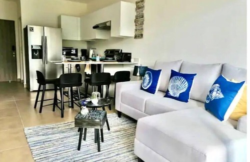 Parrita Condo | Beachfront Paradise Condo: Top-Rated with Ocean Views