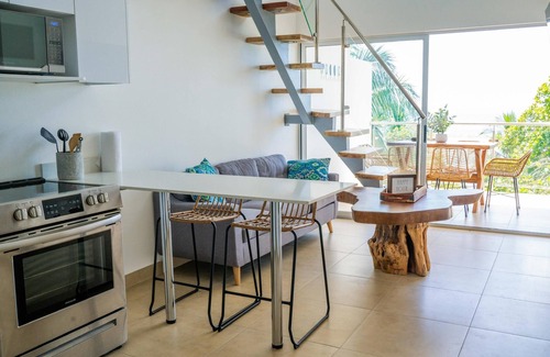 Bejuco Apartment | Beachfront Penthouse Condo with Breathtaking Sunset Views