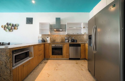 Zazil-ha Condo | Beachfront Penthouse Las Nubes - Relax by Casa del Mar