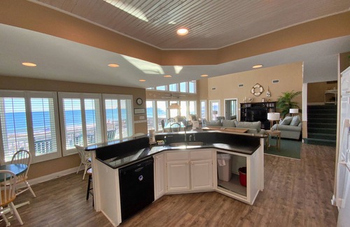 Morgantown House | Beachfront Bliss in Morgantown - Pools & Tennis Await!