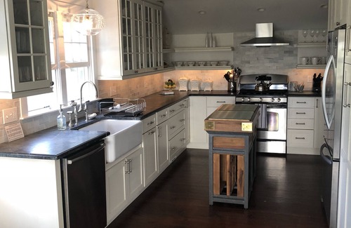 Siasconset Cottage | Beachfront Cottage with Ocean Views & Top-Notch Amenities