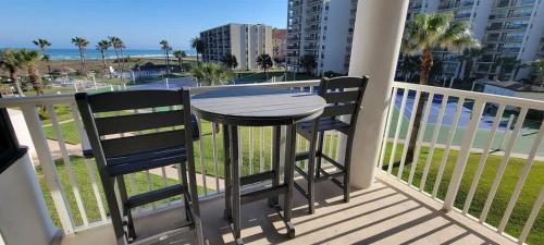 South Padre Island Apartment | Oceanfront Resort with Heated Pool & Hot Tub - Saida Royale 9039