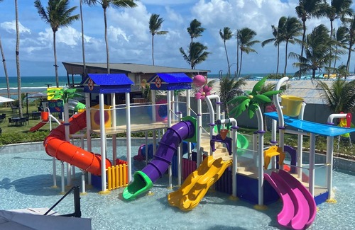 Ipojuca Apartment | Beachfront resort in Muro Alto with smart, pet-friendly pool and 4-star accommodation