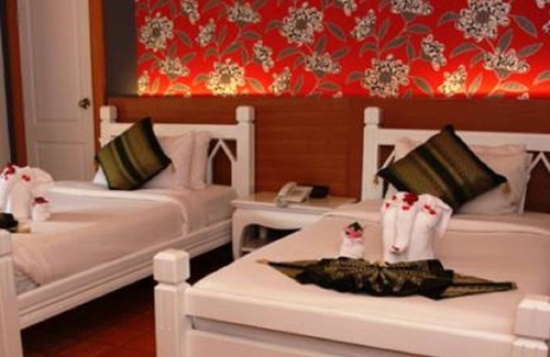 Ko Chang Resort | Beachfront Resort with Superior Garden Views & Pool Access