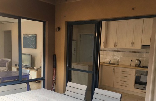 Lancelin Apartment | Beachfront Retreat in Lancelin - Guest Rated 9.8/10