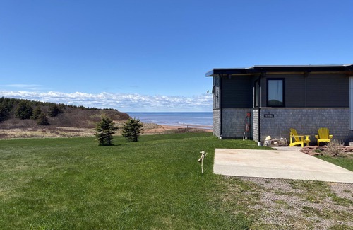 Cape Wolfe House | Beachfront Retreat with Spectacular Sunset Views