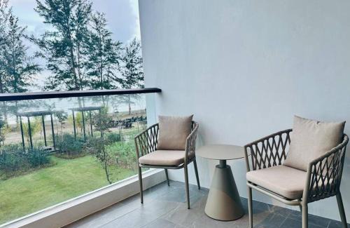 Sematan Apartment | Idyllic Beachfront Retreats at Roxy Beach Sematan Apt