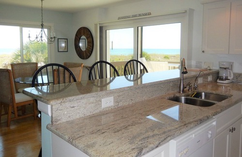 Placida Condo | Beachfront Retreat with Panoramic Views on Gasparilla Island
