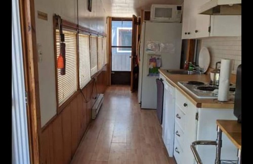 Port Stanley Cottage | Beachfront Escape: Premier Private Beach Property in Port Stanley