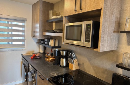 Bradenton Beach Apartment | Pet-Friendly Beachfront Studio with Ocean Views & Spa