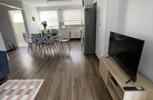 Central Coast Apartment | Beachfront Sunny Unit Ocean Views Pet Ok
