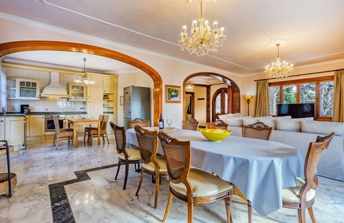 Cala Santany Villa | Beachfront Tower: Villa with Pool near Cala Santanyí Beach