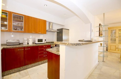 Bahia Dorada House | Beachfront Townhouse with Pool and Ocean Views Near Port