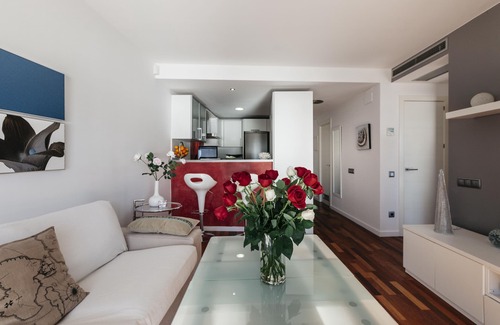 Almadraba-Canyelles Apartment | Seaside Apartment in Canyelles Petites with Pool & Spa