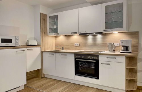 Gohren Apartment | Beachside Holiday Apartment with Balcony - Strandresidenz FeWo 29