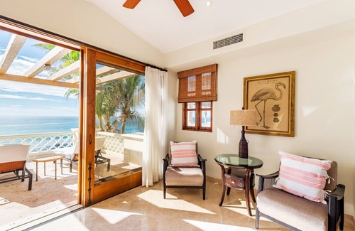 Buzzards Villa | Beachfront Villa with Private Pool & Exclusive Beach Access
