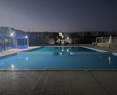 Shurtah al-Dakhlah Ski Chalet | Beachfront Villa 3 bedroom 3 bathroom قرية مرحبا بيتش