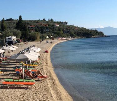 Afissos Villa | Oceanfront Villa Fos in Afissos - Guest Rated 10/10