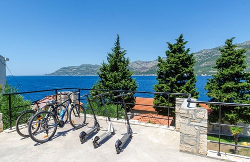 Cove Tri Zala (Zrnovo) Villa | Ocean View Villa Gabriela with Pool - Rated 10/10!