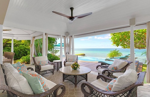 Montego Bay Villa | Stunning Beachfront Villa with Pool, Tennis & Ocean Views