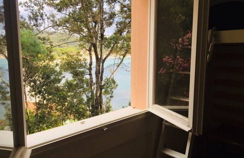 Procchio Villa | Cozy Villa on the Beach of Procchio with Ocean Views