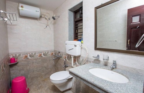 Ganpatipule Hotel | Seaside Villas with Family-Friendly Amenities Await You