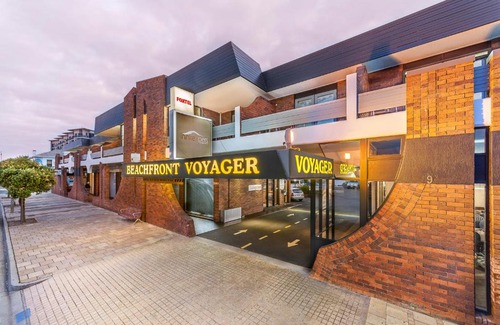 Burnie Hotel | Oceanfront Beachfront Voyager Motor Inn with Family Amenities