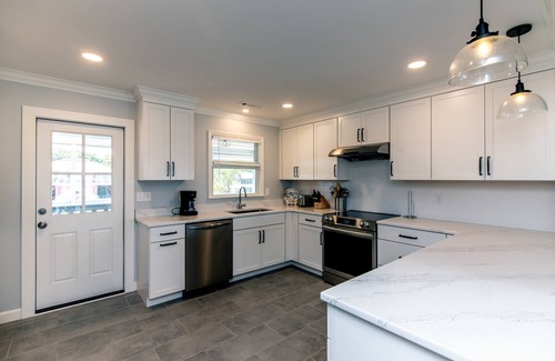 South Carolina Lowcountry House | Beachfront Retreat with Guest House, Ocean Views & More