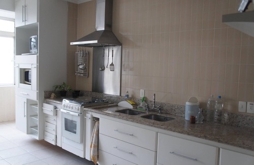 Centro Apartment | Beachfront Show Apartment for 8 with Ocean View & Spa