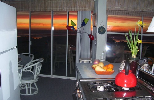 Oceano House | Beachfront Retreat with Spa & Ocean View Accommodations