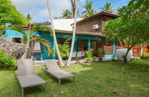 Taling Ngam Villa | Beachfront Elegance at The Wooden Beach House