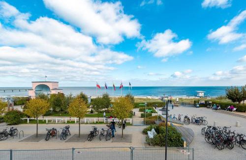 Seebad Bansin Apartment | Pet-Friendly Beachhouse Bansin App 02 with Top Review Score
