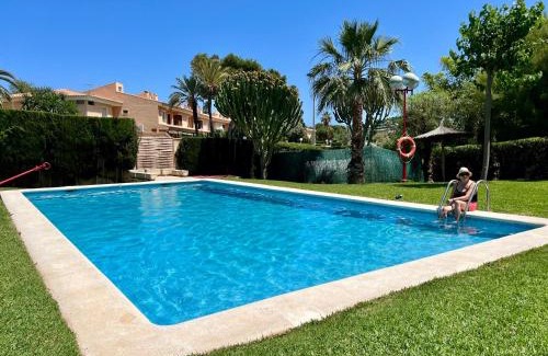 Cabo de las Huertas House | Inviting Beachside 4-Bedroom Retreat with Pool & Ocean View