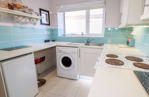Castlerock Cottage | Pet-Friendly Beachside Apartment with Ocean Views in Castlerock