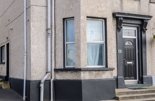 Castlerock Cottage | Pet-Friendly Beachside Apartment with Ocean Views in Castlerock