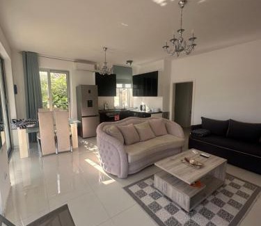 Lepetane Apartment | Beachside Apartment