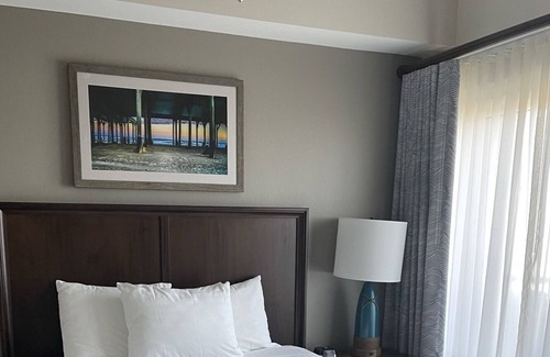Galveston Resort | Beachside Resort Condo: Family-Friendly with Hot Tub Access