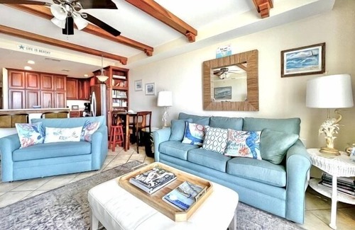 Tybee Island Condo | Ocean Song 313: Beachfront Condo with Pool & Ocean View