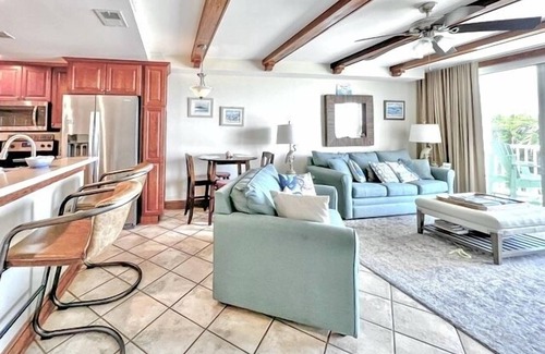 Tybee Island Condo | Ocean Song 313: Beachfront Condo with Pool & Ocean View