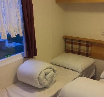 Skegness Other | Beachside Family Retreat with Ocean Views & Free WiFi