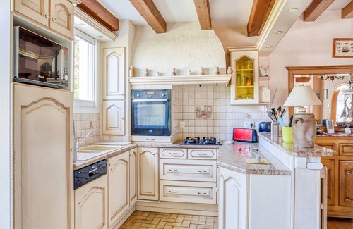 Penestin House | Seaside Holiday Home in Brittany with Ocean View Amenities