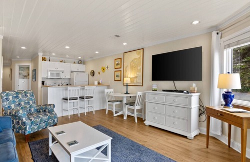 Traverse City Condo | Beachside Haven 102 Beachfront Condo