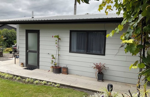 Eskdale Apartment | Beachside Studio close to cafes & wineries