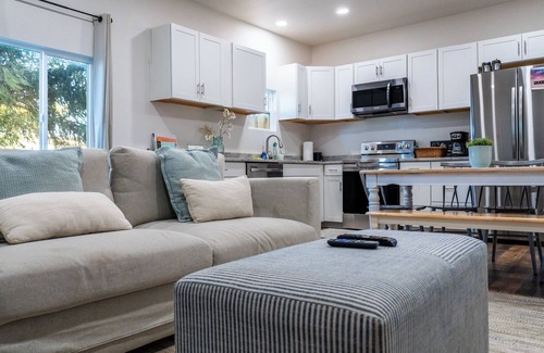 Crescent City North House | Oceanfront Beachside Suite at Lipowitz - Rated 9.4/10