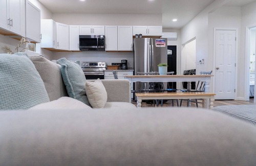 Crescent City North House | Oceanfront Beachside Suite at Lipowitz - Rated 9.4/10