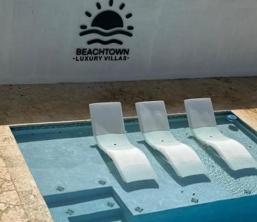 Aguacate Apartment | Beachtown Luxury Villas Apt 103