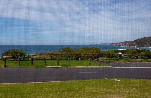 Bermagui Apartment | Beachview Unit2: Family-Friendly Retreat in Bermagui