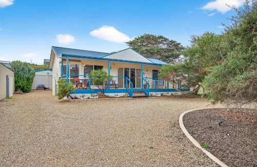 Goolwa Beach House | Goolwa Beach Retreat - Pet Friendly, 4-Star Rated Getaway