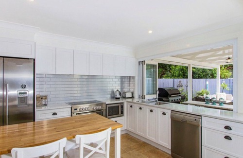 Pearl Beach House | Beachworth: Pet Friendly with Pool & Oceanfront Views